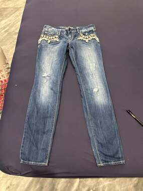 Express Skinny Ultra Low Rise Embellished Distressed Blue Jeans Size 4